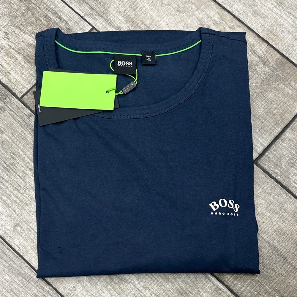 BOSS Men's Navy Blue LongSleeve T-Shirt NWT